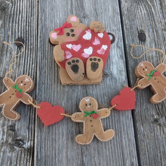 Gingerbread Garland and Valentine Bear Bundle Set - Picture 2 of 8